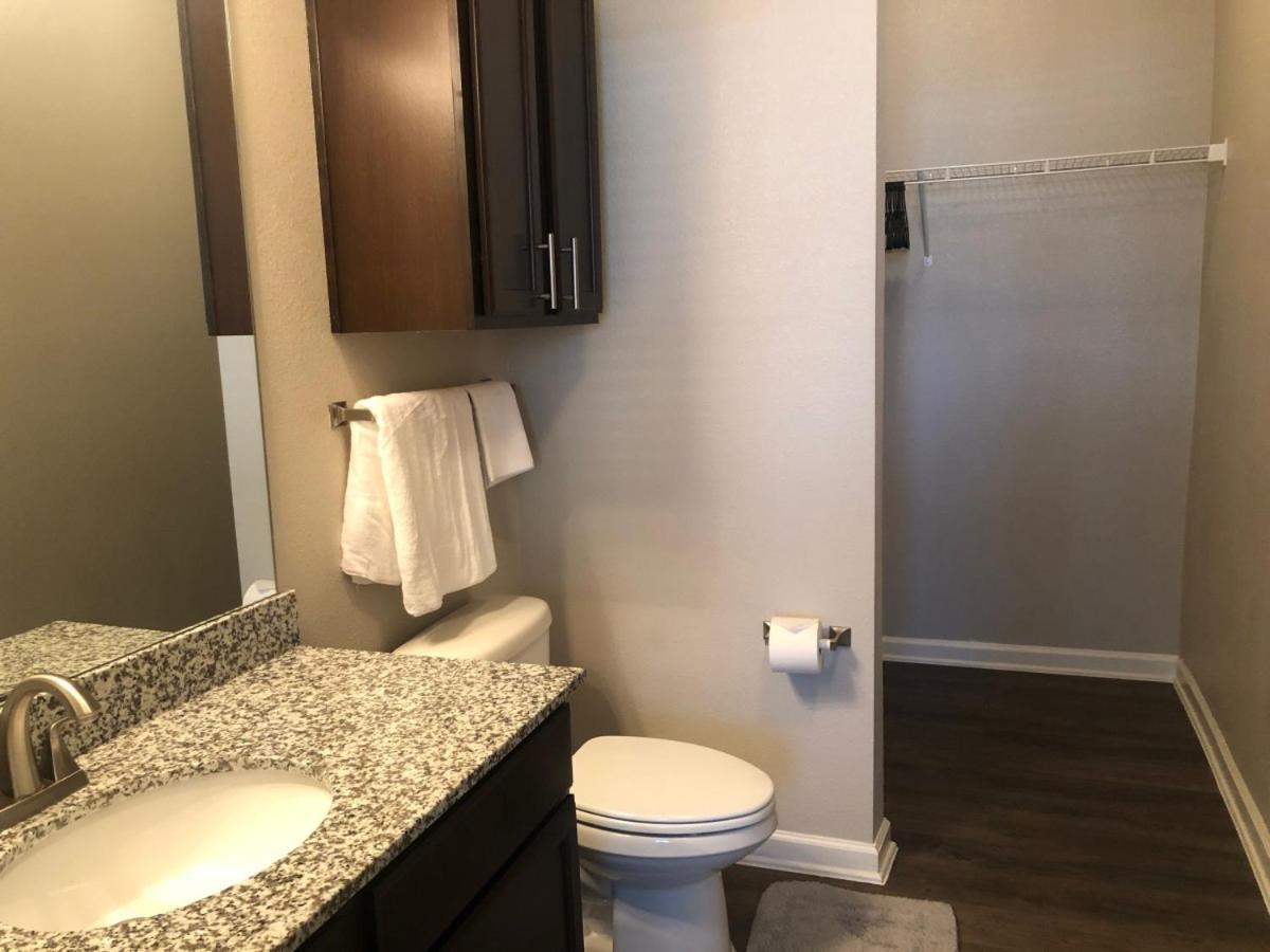 Spacious Furnished Resort Style Apartments Tomball Quarto foto
