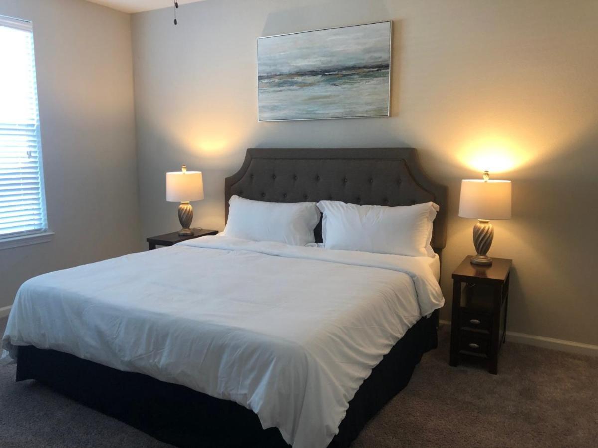 Spacious Furnished Resort Style Apartments Tomball Quarto foto